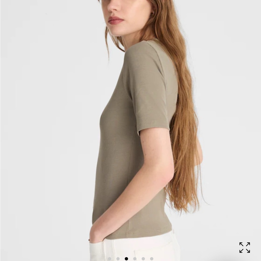 Madewell Olive Short Sleeve Tee - Picture 2 of 6